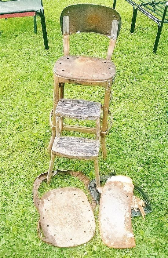 step chair junk yard redo, painted furniture, repurposing upcycling