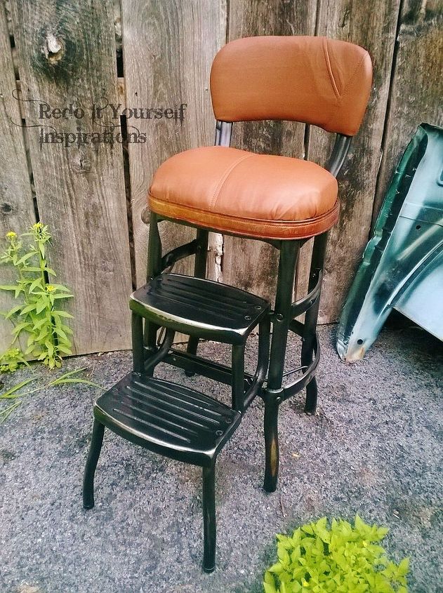 step chair junk yard redo, painted furniture, repurposing upcycling