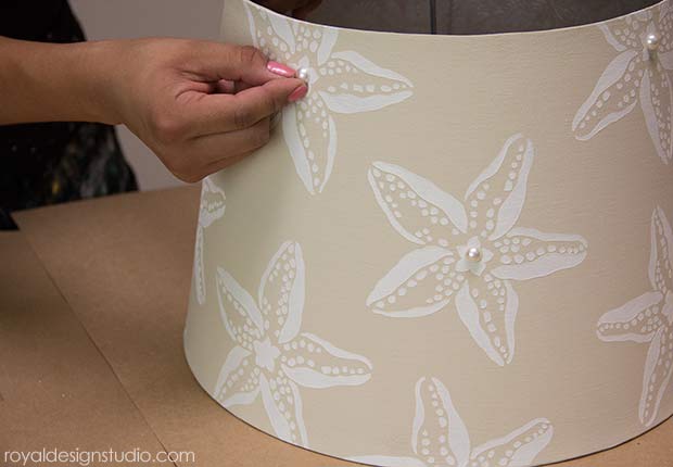 how to stencil a starfish lampshade, how to, lighting, repurposing upcycling
