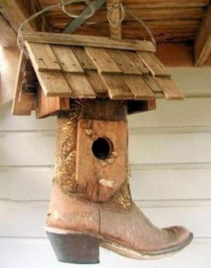 birdhouses shoe gardening crafts, crafts, gardening, pets animals, repurposing upcycling