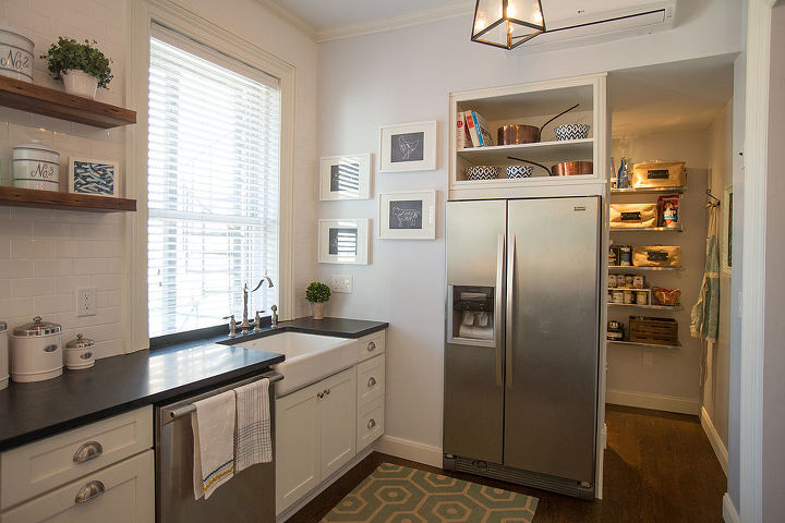 una casa adosada de 100 aos en hoboken recibe un cambio de imagen en la cocina