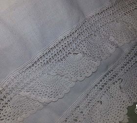 Lace edged outlet pillowcases