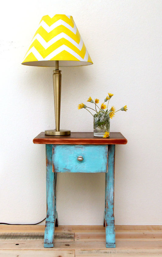 before and after side table and lamp makeover, home decor, lighting, painted furniture