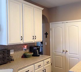 kitchen make over with cece caldwell s paints in dover white, chalk paint, kitchen cabinets, kitchen design, painting, Dover White really brightens up this kitchen