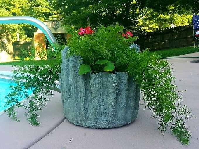 How to make the towel cement flower pots? | Hometalk