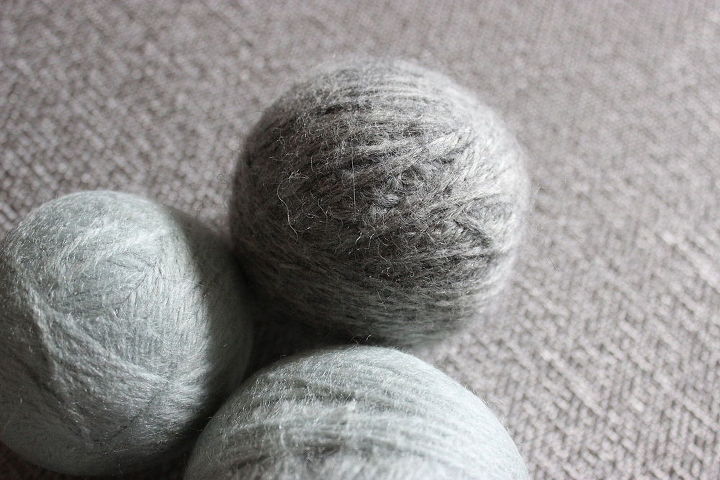 diy wool dryer balls, cleaning tips, crafts