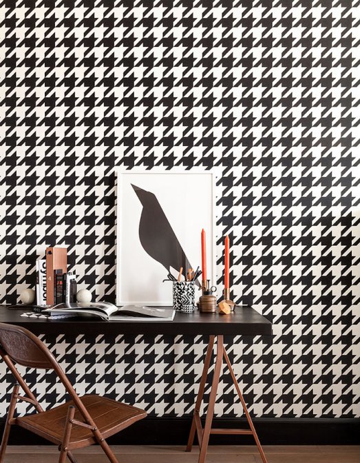 wallpaper inspiration geometric bold, home decor, wall decor, Timeless Black and White Houndstooth