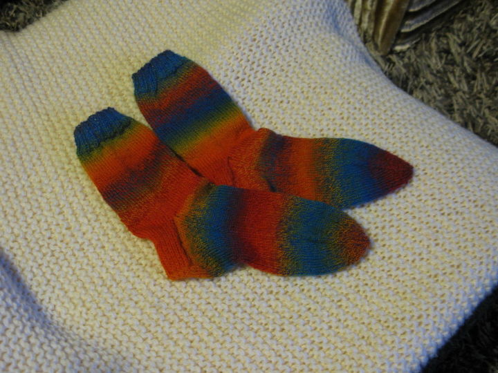 knitting socks, crafts