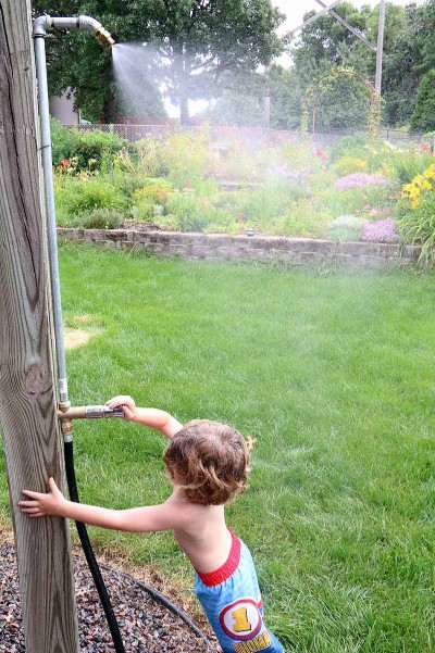 backyard ideas kid mister sprinkler, outdoor living