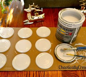 craft christmas in july can lids, christmas decorations, crafts, repurposing upcycling, seasonal holiday decor