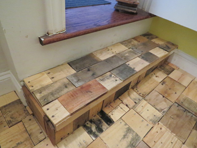 rehacer un piso con madera de palet libre