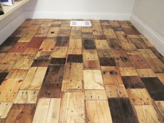 rehacer un piso con madera de palet libre