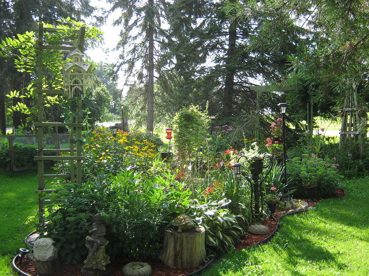 some views around my gardens zone 5 ontario canada, flowers, gardening, landscape, outdoor living