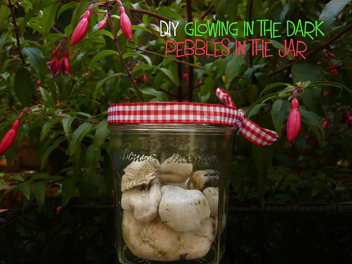 diy glow in the dark pebbles in a jar