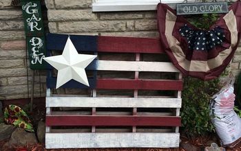 American Flag Pallet