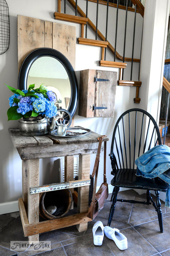 pallet table foyer repurpose eclectic, foyer, pallet, rustic furniture, woodworking projects