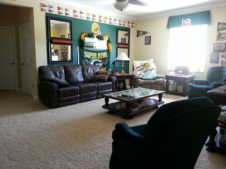 living room ideas coffee table sports greenbay packers theme, home decor, painted furniture, repurposing upcycling