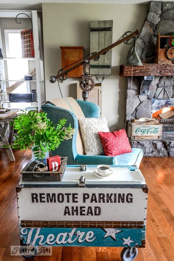 home decor blending high tech junk rustic upcycled, painted furniture, rustic furniture, storage ideas