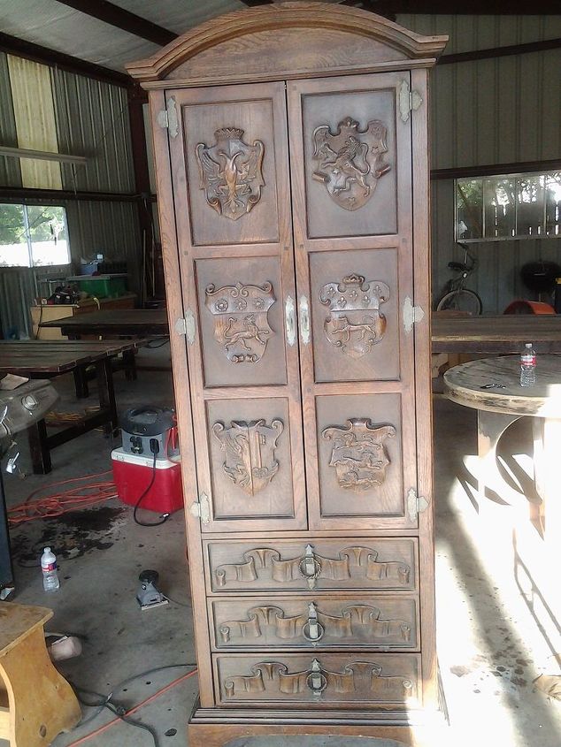 vintage armoire goes bo ho, painted furniture, Before