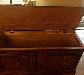 can someone identify this cedar chest