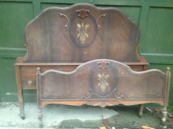 can antique bed be saved, Damaged headboard and footboard