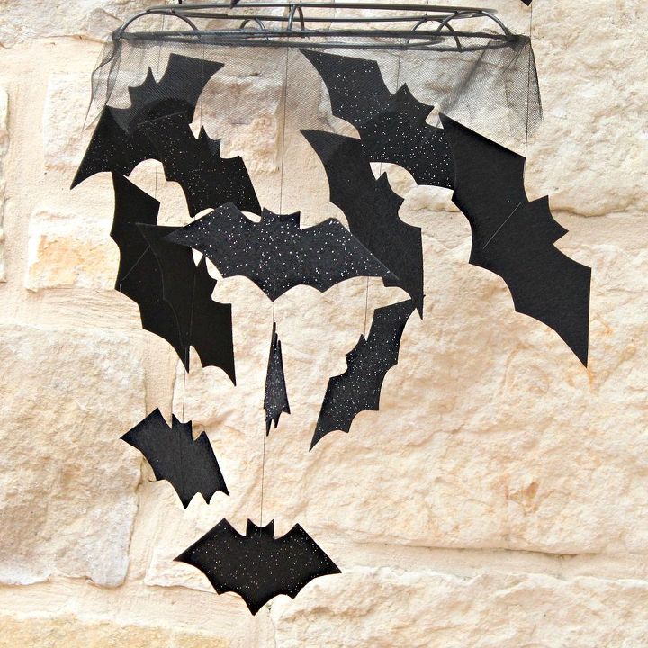lustre de morcego inspirado em pbk
