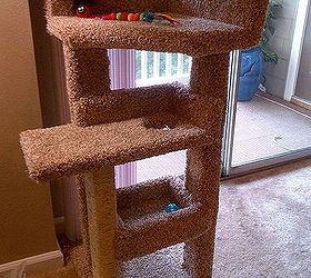 Diy wood scratching post best sale