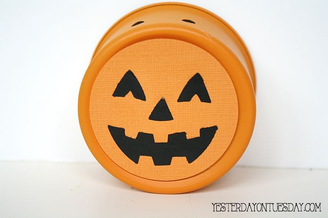 fall decor tin can pumpkins pet food upcycle, crafts, halloween decorations, repurposing upcycling, seasonal holiday decor, Or you could draw on a jack o lantern face