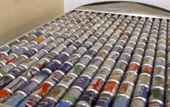Sí se puede: calentar una casa con 240 latas recicladas