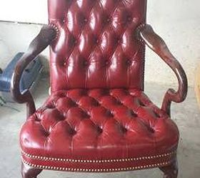hometalk painting leather chair, painted furniture, This is my chair It is in perfect condition