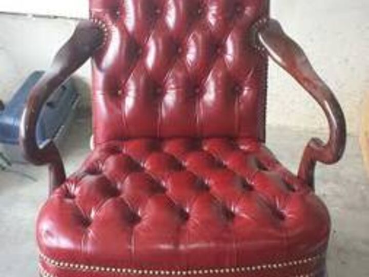 hometalk painting leather chair, painted furniture, This is my chair It is in perfect condition