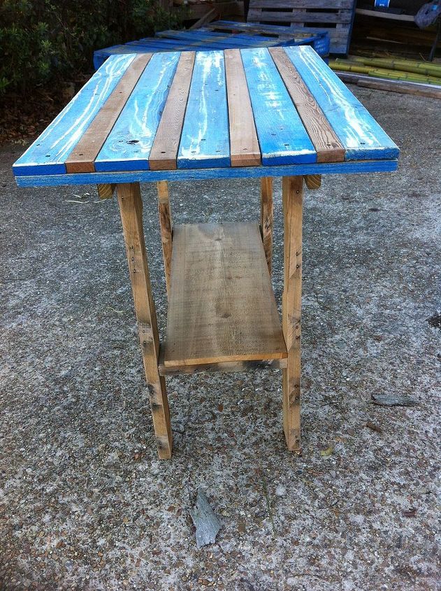 my first attempts at pallet furniture, diy, painted furniture, pallet, repurposing upcycling, shelving ideas, My first pallet table