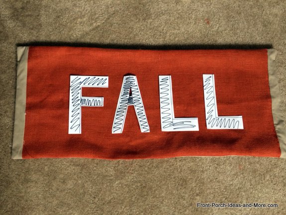 almofada de serapilheira de outono fcil com letras