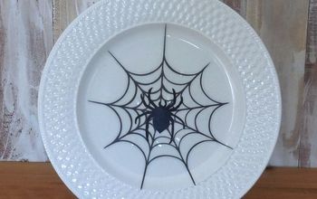 Easy DIY Halloween Plates
