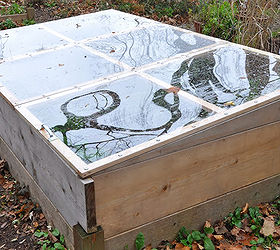 FROM RAISED BED TO COLD FRAME IN MINUTES