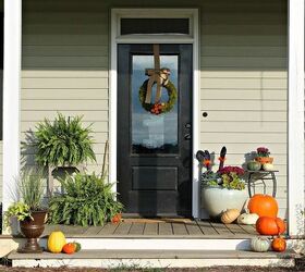 fall porch pumpkins planters ferns, halloween decorations, porches, seasonal holiday decor
