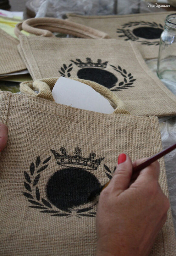 monogram burlap goodie bags, crafts, diy