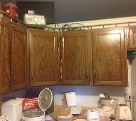 el suelo de mi cocina es blanco de qu color debo pintar mis armarios, Viejos gabinetes superiores