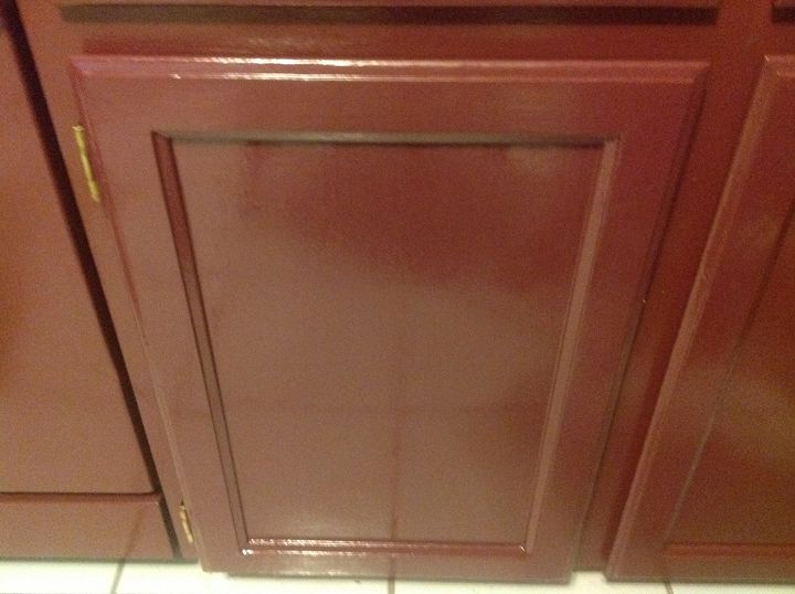 q el suelo de mi cocina es blanco de que color debo pintar mis armarios, un gabinete pintado parece desordenado todav a