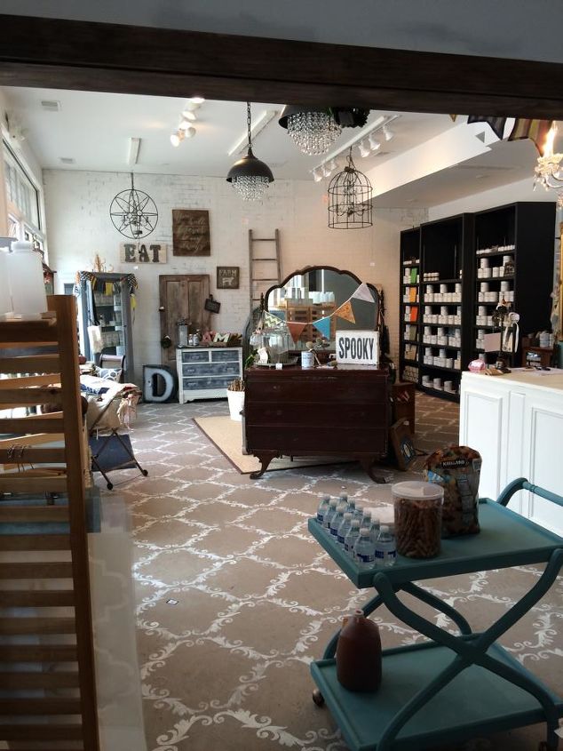 Chalk Paint by Annie Sloan...French Linen and Old White Chalk Paint by Annie Sloan...French Linen and Old White