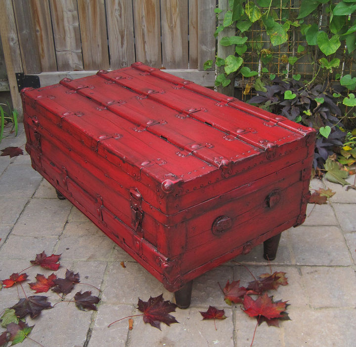 q the red antique trunk to coffee table change the interior, diy, living room ideas, painted furniture, repurposing upcycling, storage ideas