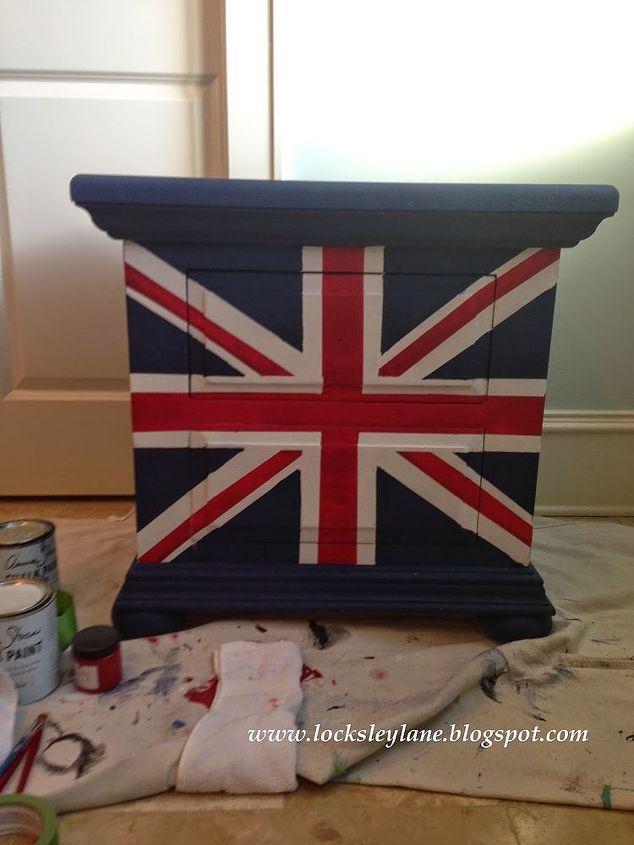 painting furniture union jack tutorial, how to, painted furniture