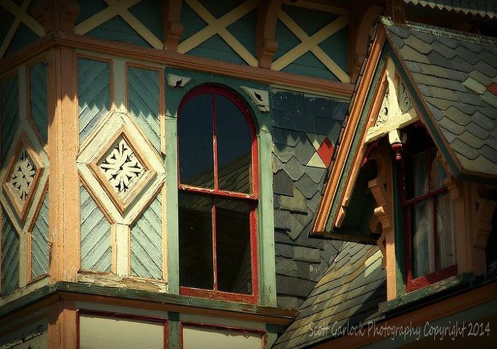tiny house inspired candyland gingerbread and gothic design, architecture, diy, outdoor living, paint colors, painting