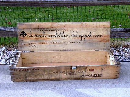 q vintage ammunition box as a piece of furniture your advice please, painted furniture, repurposing upcycling