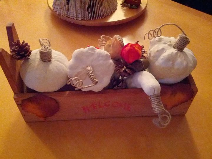 mini dried pumpkins, crafts, seasonal holiday decor