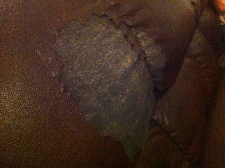 q how to fix couch leather, how to, painted furniture, reupholster, Backrest of couch peeling off