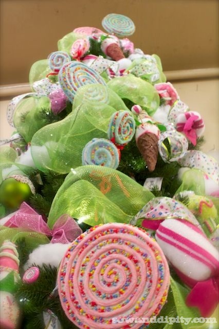 candyland christmas tree tutorial christmas decorations crafts seasonal holiday decor - Candyland Christmas Decorations candyland christmas tree tutorial christmas decorations crafts seasonal holiday decor - Candyland Christmas Decorations