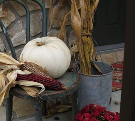 Flea Market Finds: Fall Front Porch Decor | Hometalk
