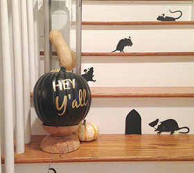 halloween decorations stairs mice pumpkins, halloween decorations, seasonal holiday decor, stairs