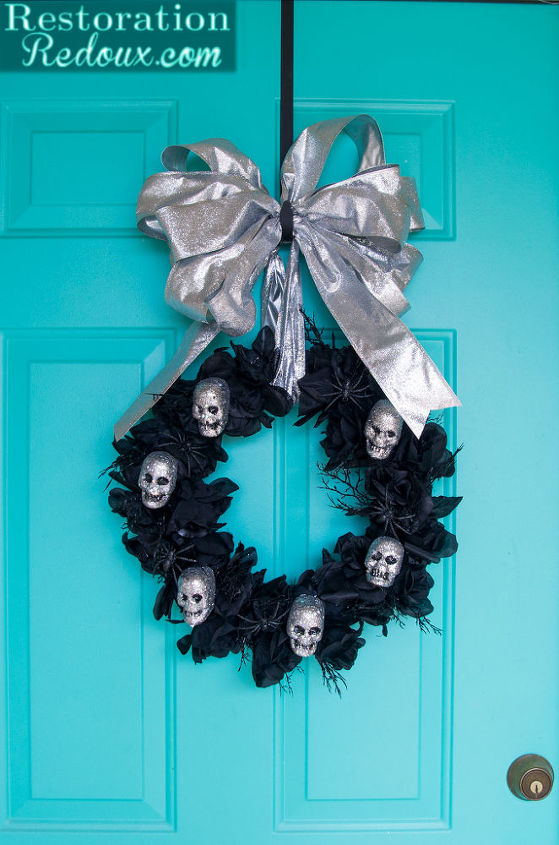 wreaths skull halloween decorations spooky, crafts, halloween decorations, seasonal holiday decor, wreaths
